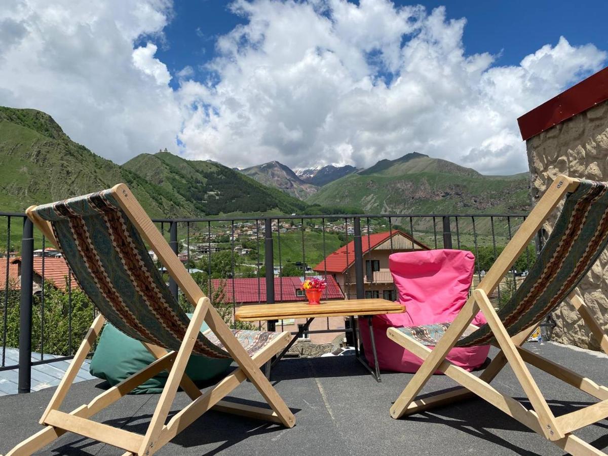 Hotel Four Season In Kazbegi Exterior foto