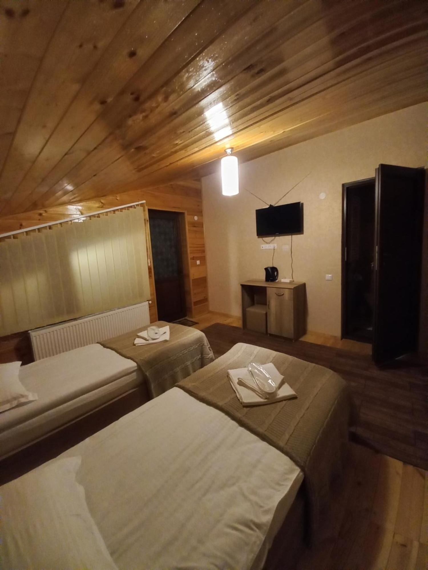 Hotel Four Season In Kazbegi Zimmer foto