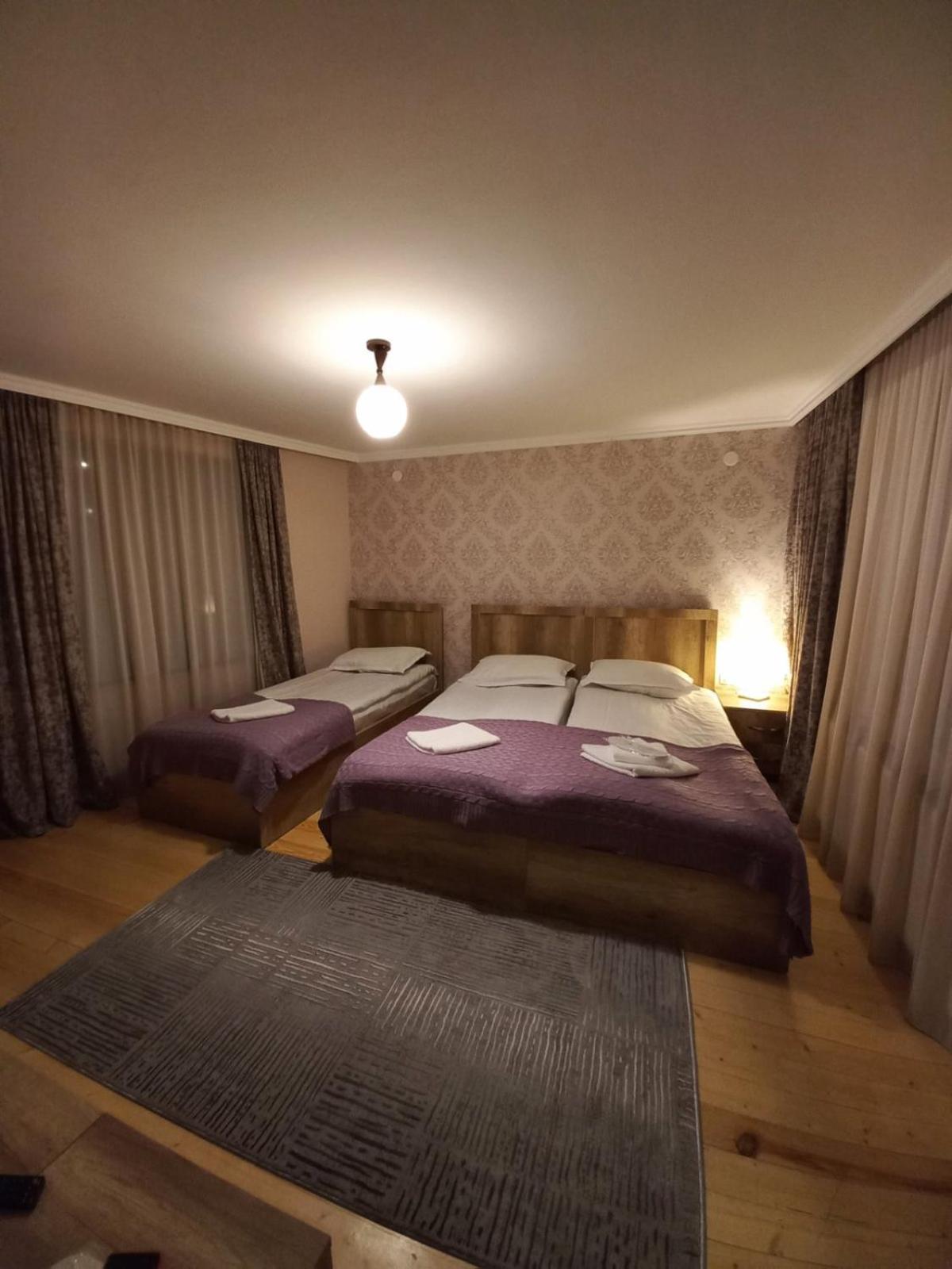 Hotel Four Season In Kazbegi Zimmer foto