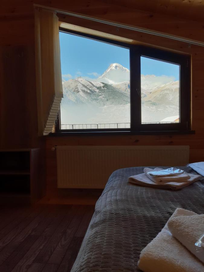Hotel Four Season In Kazbegi Exterior foto